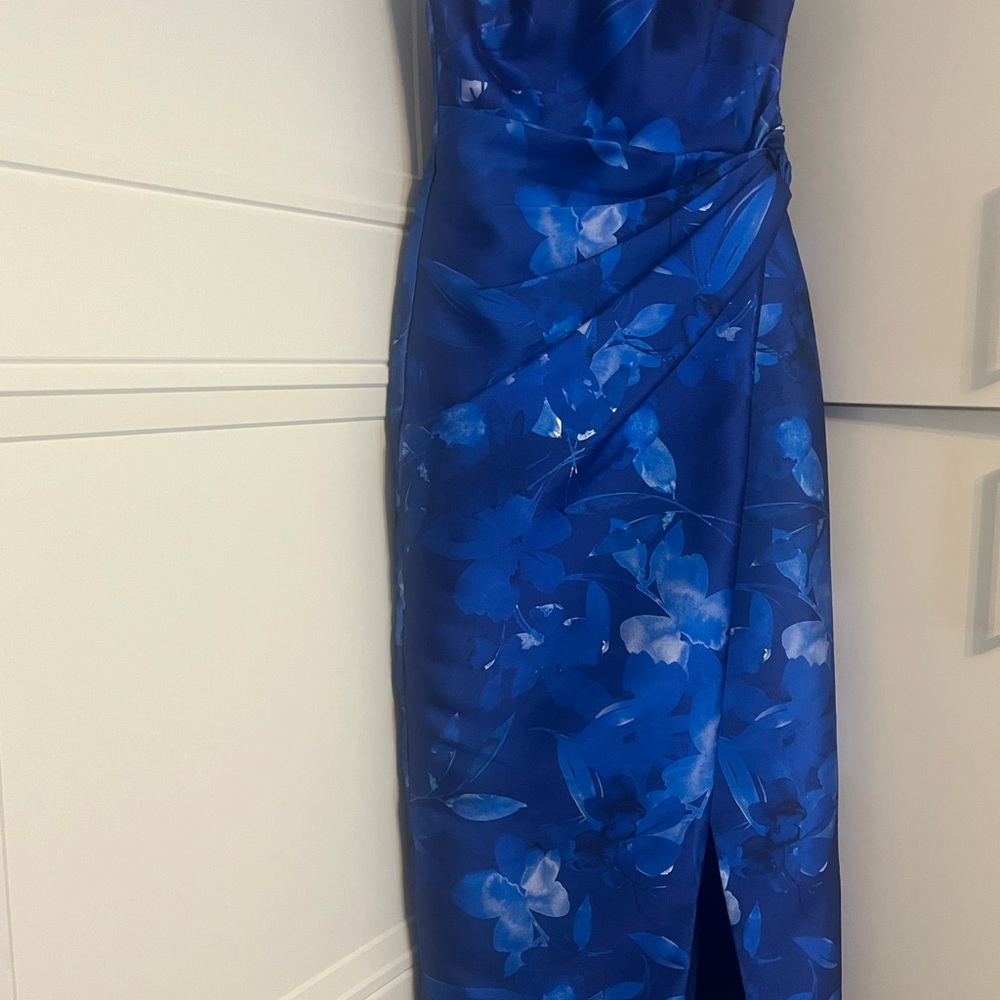 ML Monique formal gown. Worn only once size 4